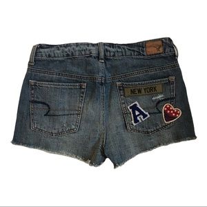 American Eagle Patch Distressed Jean Shorts Size 4